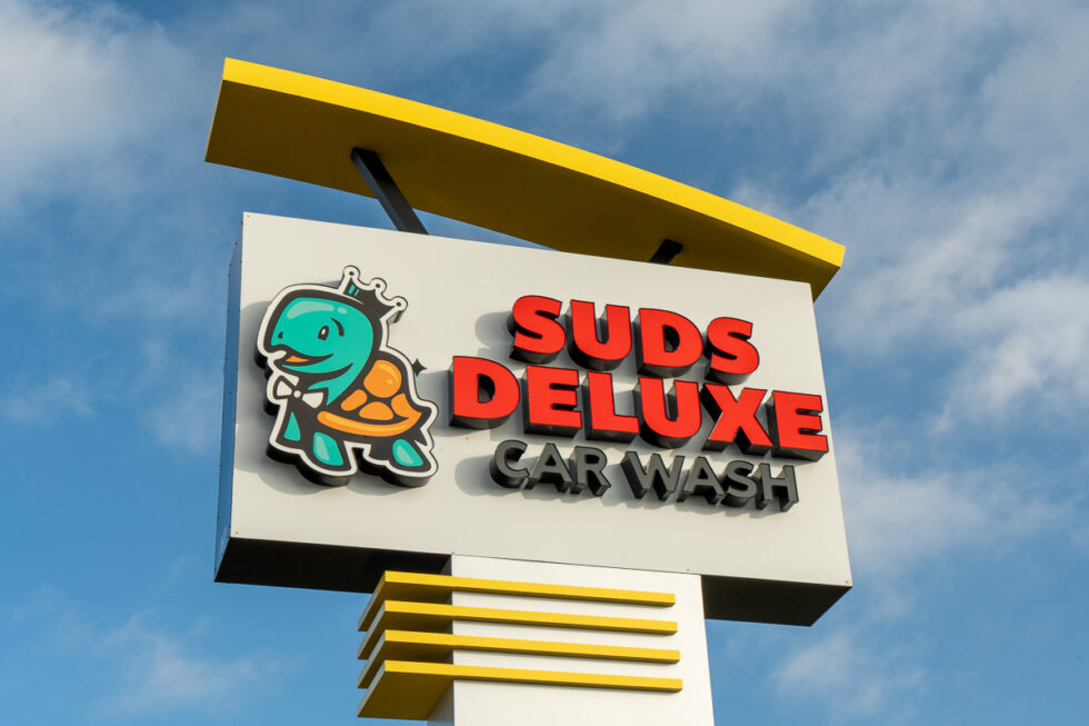 Suds Deluxe Car Wash San Marcos, TX Wonder World Drive